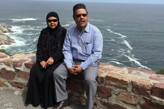 Husband and wife doctors Mohammed Yunus and Fawzia Yunus fell ill with Covid after contracting it at their workplace. (PHOTO: Supplied) 