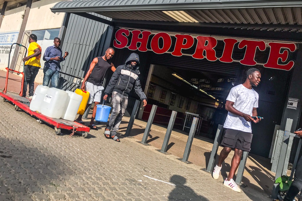 News24 | 'No power, no water, or both': Vexed Joburg residents could face at least another week without water