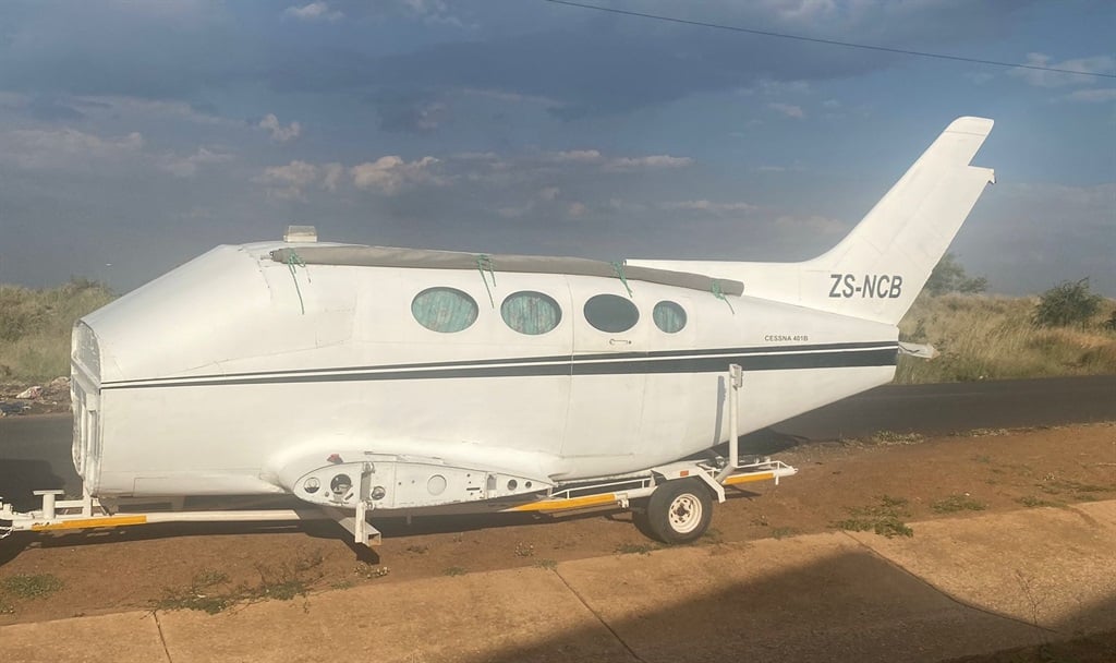 A plane in Soshanguve has left residents in amazement after being reported stolen. Photo by Keletso Mkhwanazi