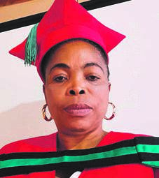 Dzata Secondary School principal Livhalani Sinyosi has obtained her PhD in Education.