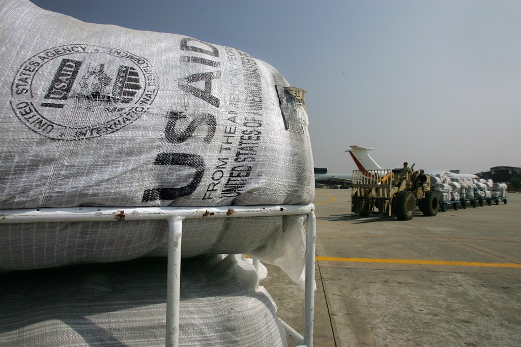A USAID blanket distribution in Islamabad in 2005. (Paula Bronstein/Getty Images)