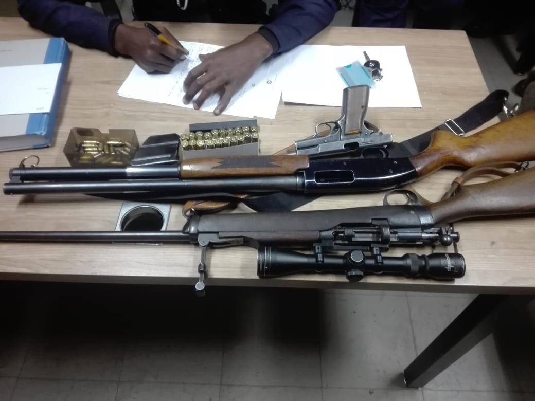 Police Confiscate Illegal Weapons In A Raid In Mpumuza 