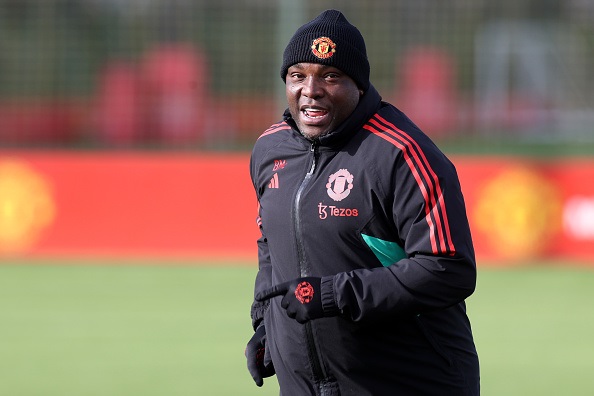 Manchester United forwards coach Benni McCarthy will be out of contract in June 2024.