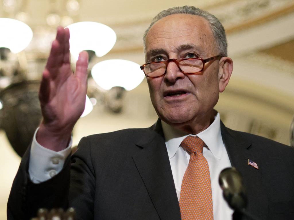 US Senate Majority Leader Sen. Chuck Schumer announced that the unwritten dressed code no longer needs to be enforced.