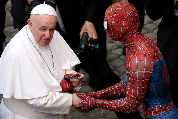pics-pope-francis-meets-spider-man-news24