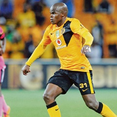 Willard Katsande of Kaizer Chiefs is expected to continue his strong play in midfield, although new coach Steve Komphela might be looking for a few fresh faces in that department. PHOTO: Muzi Ntombela / BackpagePix
