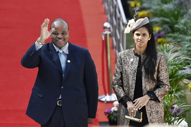 King Mswati III and his wife pictured during the inauguration of SA President Cyril Ramaphosa in 2019. 