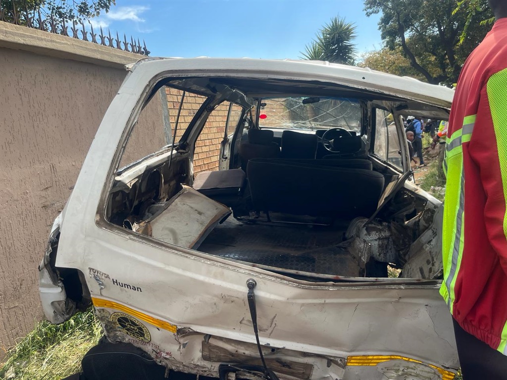 The taxi that was involved in the accident. Photo by Nhlanhla Khomola