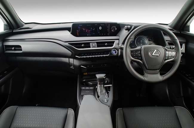 Lexus UX 250h interior