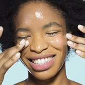 4 ways to use face oils in your daily skincare routine