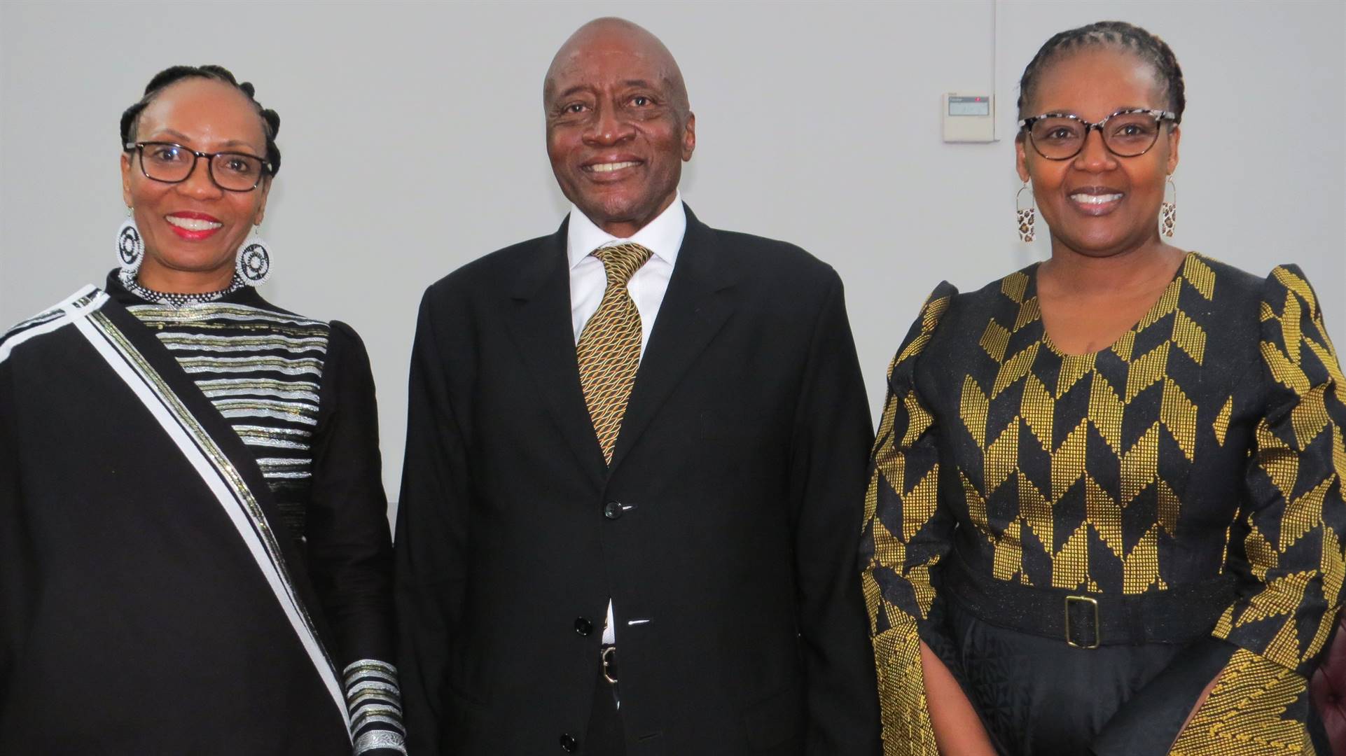 The new chancellor of the Central University of Technology (CUT), Free State, Dr Thabane Vincent Maphai (middle) with predecessor Judge Mahube Molemela (left) and Prof. Pamela Dube (vice-chancellor and principal of the CUT).Photo: Teboho Setena