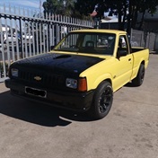 Reader's Ride | A Ford or a Chev? This Courier bakkie is modified with a roaring turbo V8