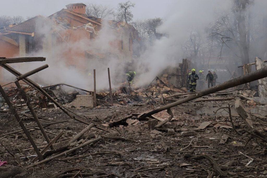Ukrainian rescuers work at the site of a missile attack in Odesa on 15 March 2024, amid the Russian invasion of Ukraine. (Oleksandr Gimanov/AFP)