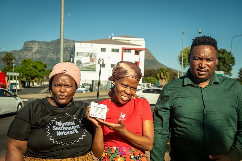 Community volunteers across three cities in South Africa collected data for a heat mapping study. (Chris Morgan)