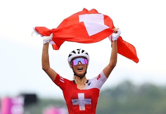Jolanda Neff of Switzerland celebrates winning the gold medal (Photo by Tim de Waele/Getty Images)