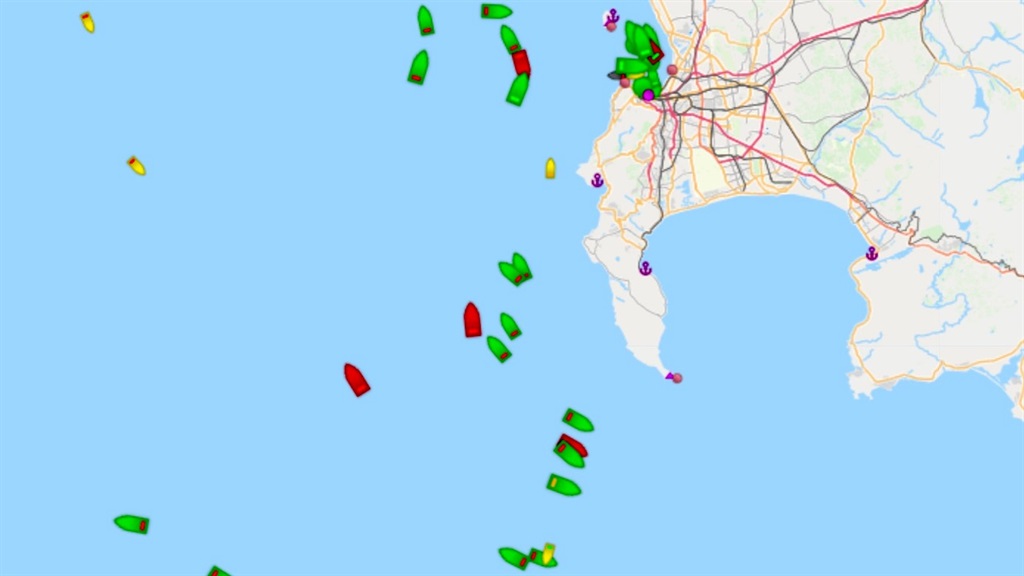 Cape Town shipping traffic