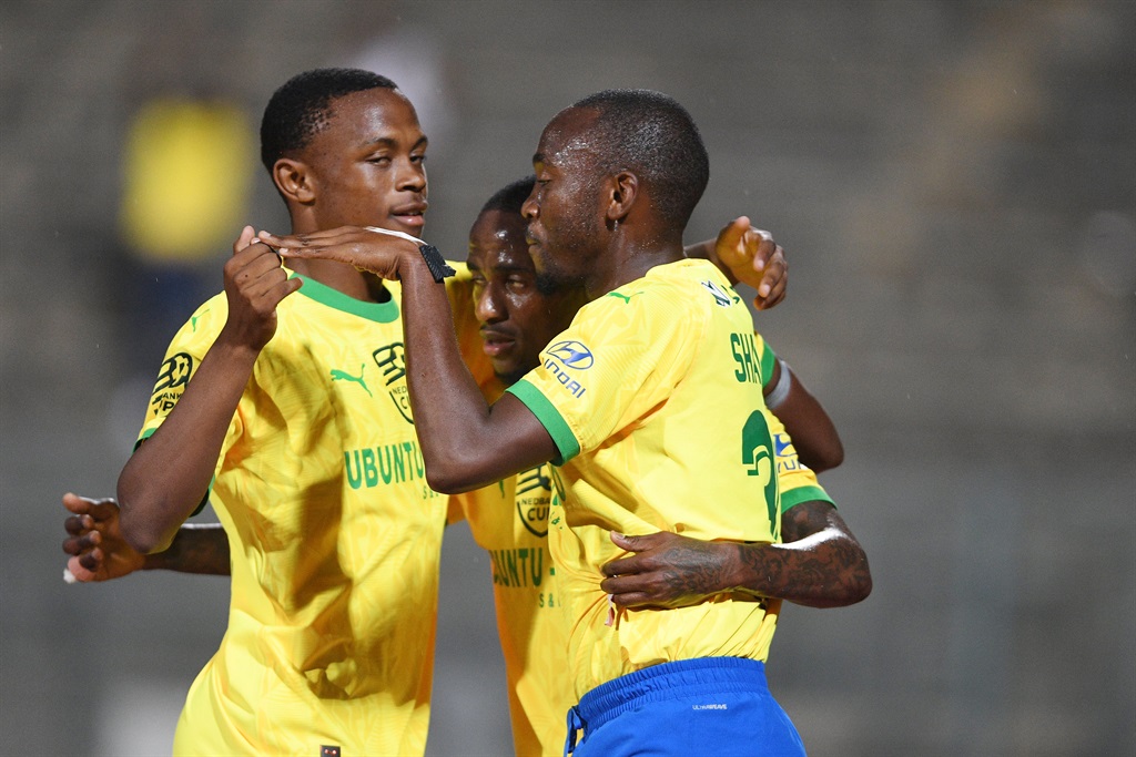 PRETORIA, SOUTH AFRICA - MARCH 17:  Thembinkosi Lorch of Mamelodi Sundowns celebrates his goal with Peter Shalulile during the Nedbank Cup, Last 16 match between Mamelodi Sundowns and Maritzburg United at Lucas Masterpieces Moripe Stadium in Pretoria on March 17, 2024 in Pretoria, South Africa. (Photo by Lefty Shivambu/Gallo Images)