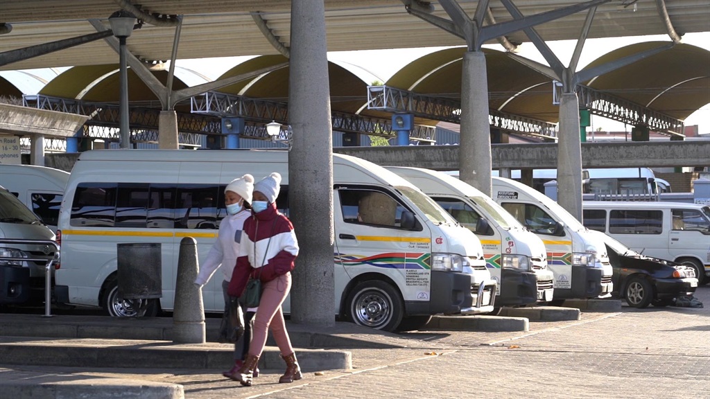 Western Cape Transport MEC Daylin Mitchell closed the taxi route between Bellville and Paarl on Monday, 26 July.