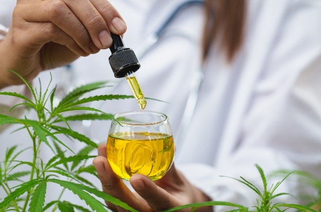These are the benefits of CBD oil for your skin | Drum