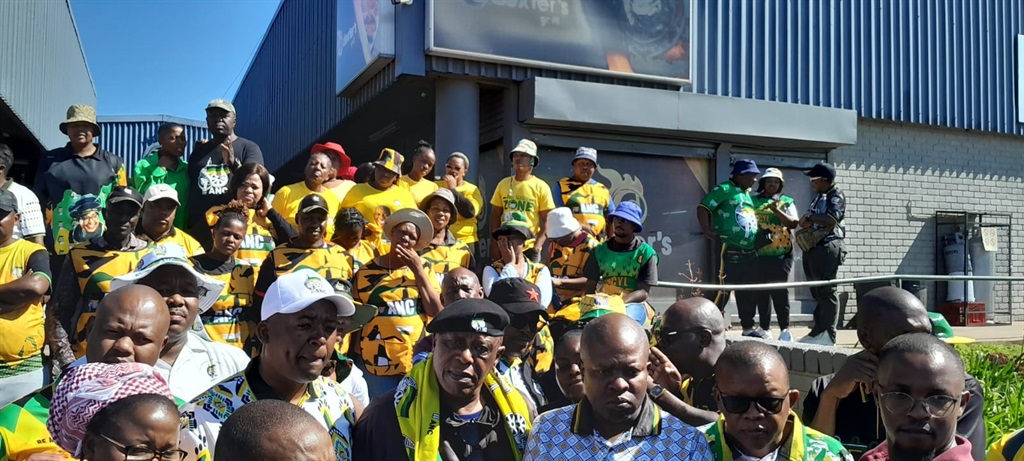 Former Gauteng Premier Tokyo Sexwale, with ANC members during the party's campaign trail in Katlehong, Ekurhuleni, on Tuesday, 7 May. Photo by Happy Mnguni