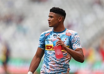 Young backline star Feinberg-Mngomezulu signs long-term contract extension with Stormers