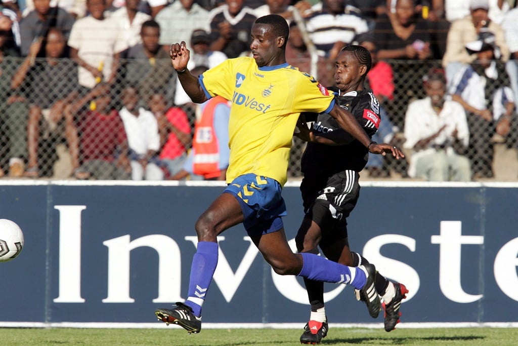 ORKNEY, SOUTH AFRICA - 8 May 2005, Leonard Qaba and Steve Lekoelea during the PSL match between Wits University and Orlando Pirates at Oppenheimer Stadium in Orkney, South Africa. Photo Credit : - Lefty Shivambu \ Gallo Images