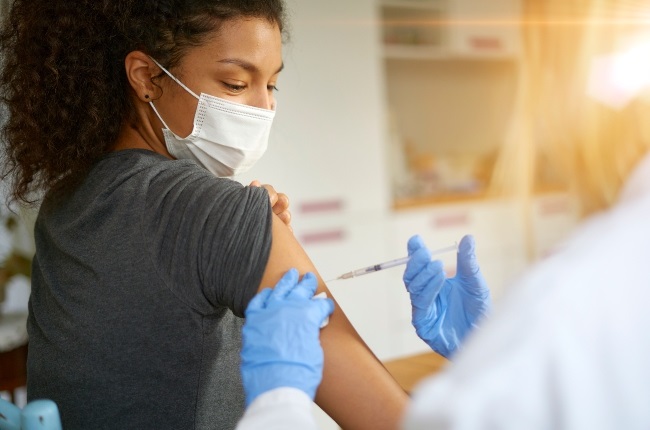 Scientists say vaccines are the best way to halt Covid-19. (PHOTO: Gallo Images/Getty Images)