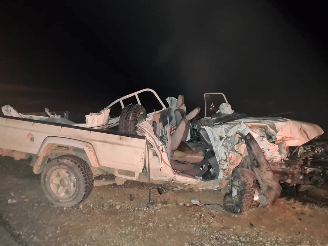 Die wrak van Dissie Kruger se Toyota Land Cruiser nadat paramedici hom daaruit bevry het.  Foto: Joost Strydom