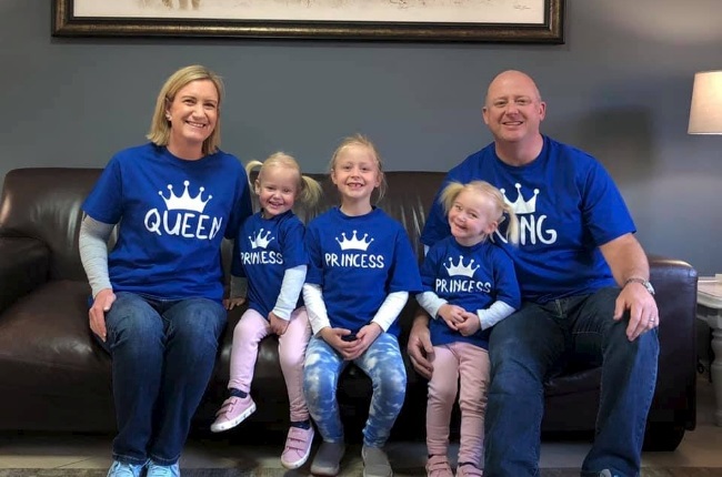 Lauren and Graham Dickason with their daughters, Liané (middle) and twins Maya and Karla. The family had recently moved from Pretoria to New Zealand. (PHOTO: Facebook)