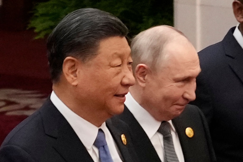 Chinese President Xi Jinping and Russian President Vladimir Putin  (Suo Takekuma-Pool/Getty Images)