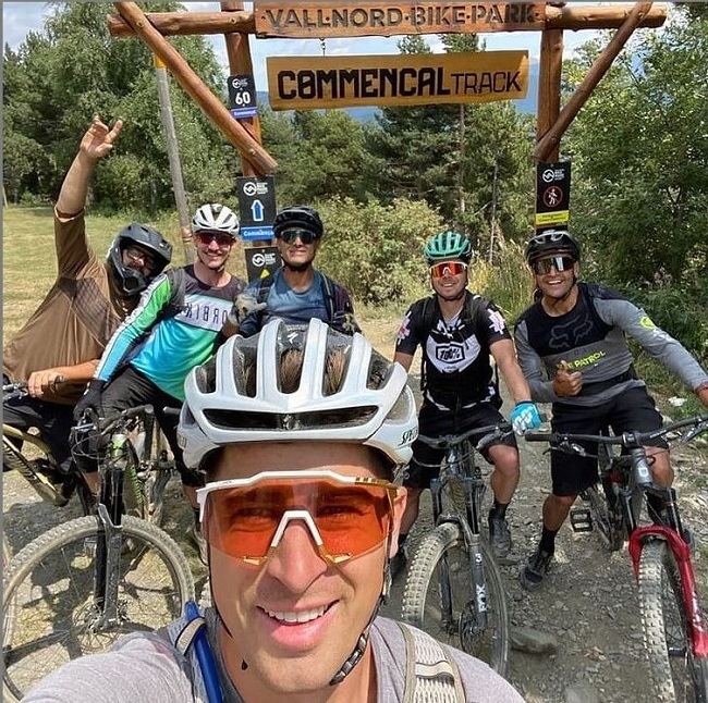 Sagan enjoying the trail bike life, in Andorra (Photo: @petosagan)