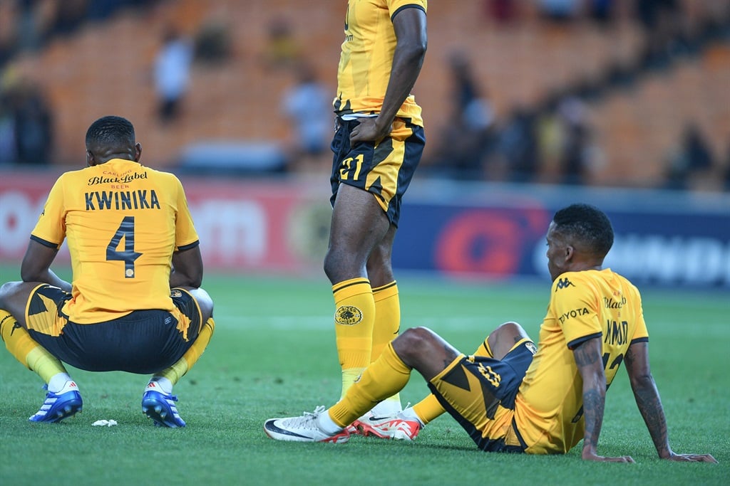 JOHANNESBURG, SOUTH AFRICA - OCTOBER 21:Kaizer Chiefs players during the Carling Knockout match between Kaizer Chiefs and AmaZulu FC at FNB Stadium on October 21, 2023 in Johannesburg, South Africa. (Photo by Lefty Shivambu/Gallo Images)