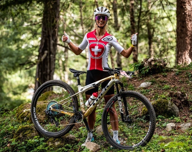 Olympic champ's amazing bamboo gold mountain bike | Ride24