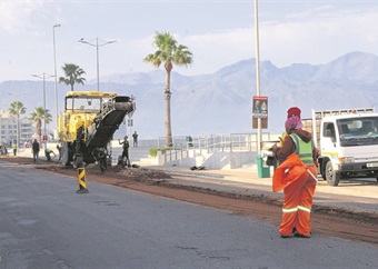 Work underway on Beach Road until month-end