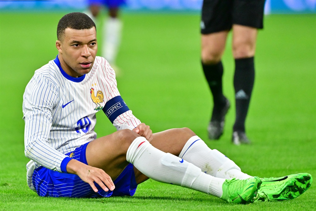 A journalist in France has blasted Kylian Mbappe for his poor showings for his national team during the recent international break.