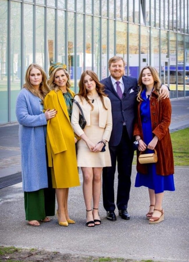 The Dutch royal family are known for being down-to-earth (left to right): Princess Catharina-Amalia, Queen Maxima, Princess Alexia, King Willem-Alexander and Princess Ariane. (PHOTO: Gallo Images/Getty Images)
