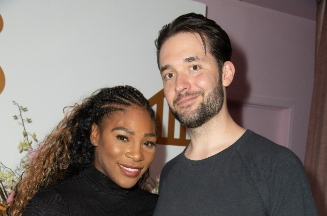 Serena Williams Reveals Why Her Dad Dropped Out of Walking Her Down the  Aisle One Hour Before Wedding