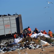 Illegal dumping at Hillwagt Tip, Kariega