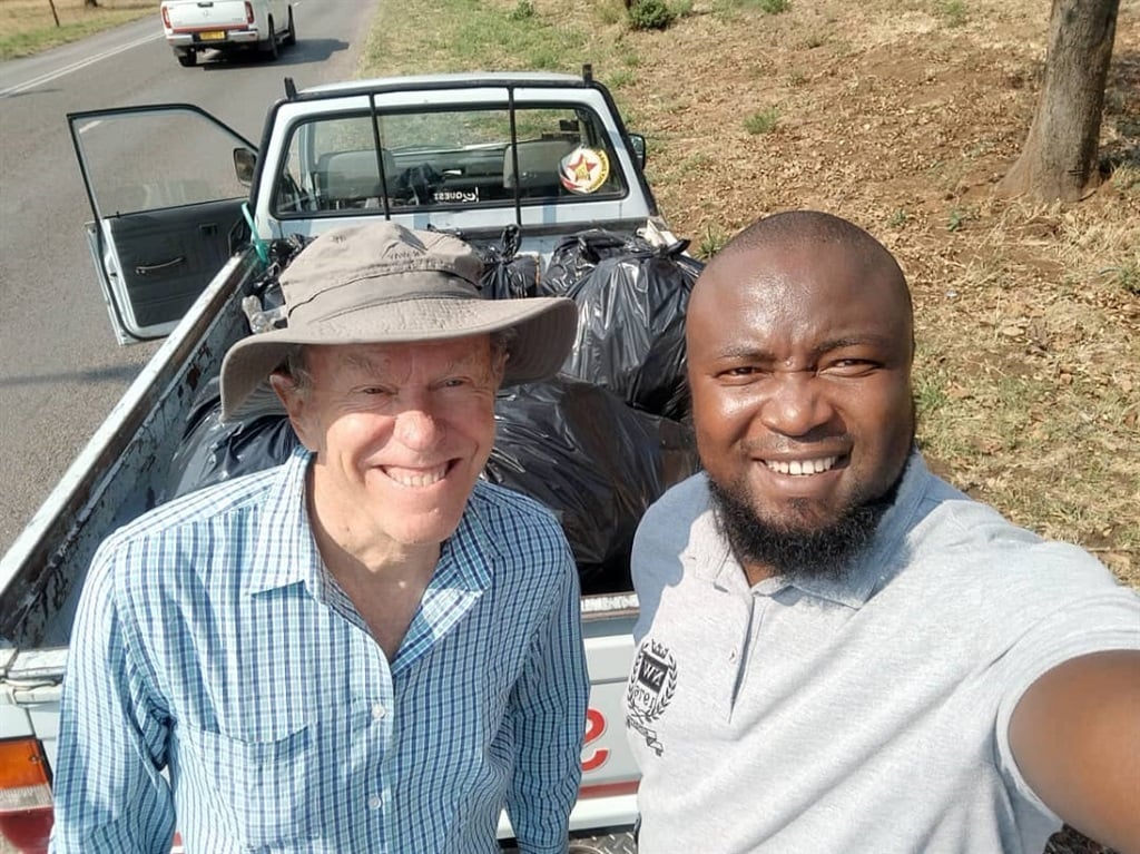 Mayor of Bulawayo David Coltart with Tonderai Shoko. (Supplied/Tonderai Shoko)