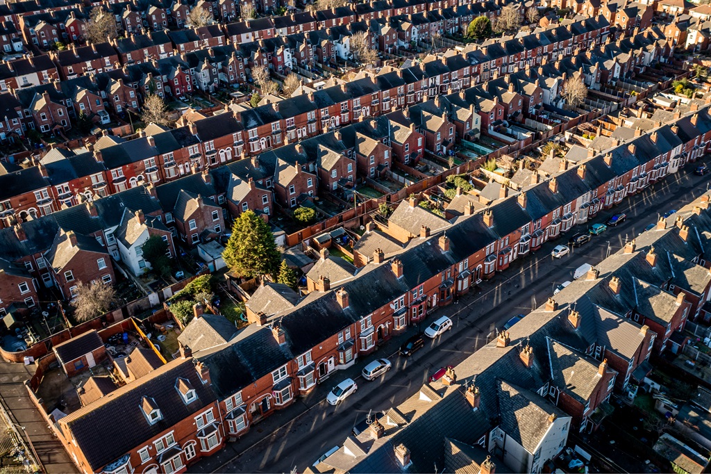 Aerial view of the rooftops of back to back terraced houses in the North of England (Team Jackson/ Getty Images)