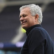 Mourinho responds to Chelsea fans chanting his name