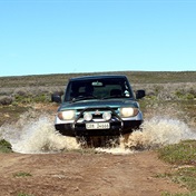 4x4 Trail | Mitsubishi Pajero IO tackles the Blesfontein farm tracks