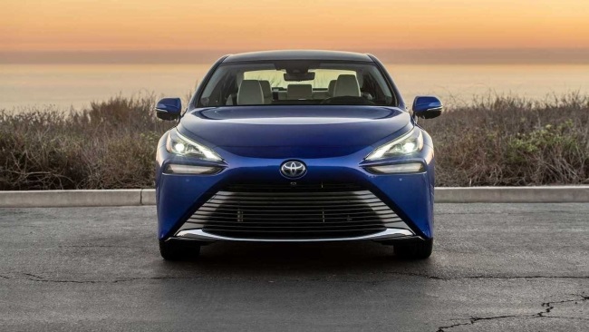 Toyota is offering this car, with free fuel, for the price of a Starlet. (Toyota US) 