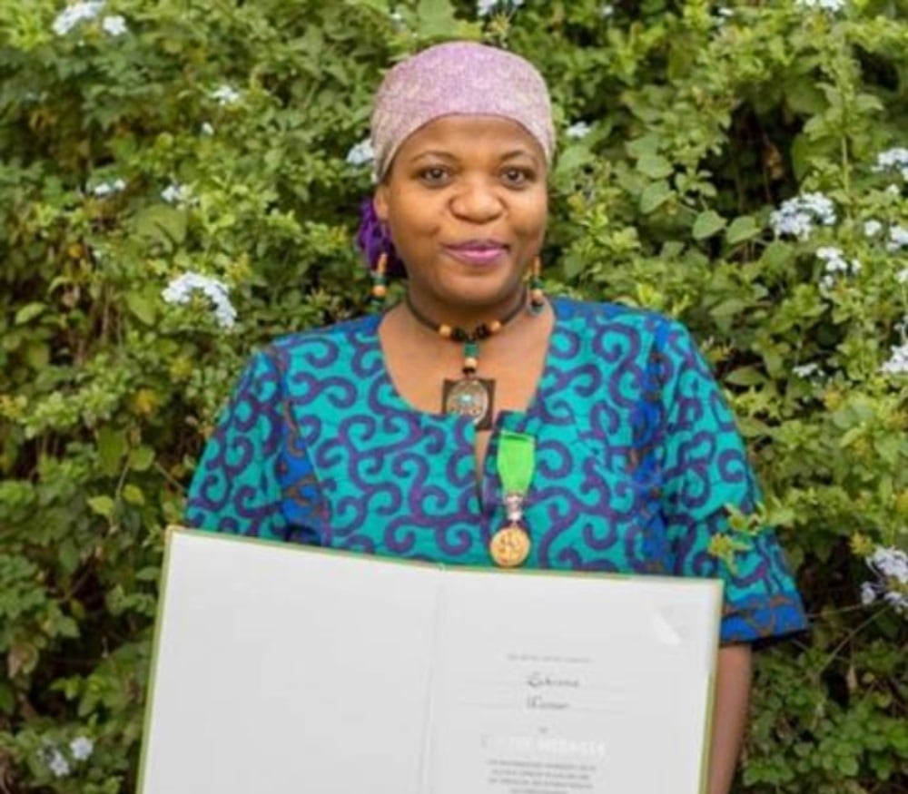 Zukiswa Wanner receiving the Goethe Medal in 2020. (Julian Manjahi/Goethe-Institut Nairobi/Supplied)