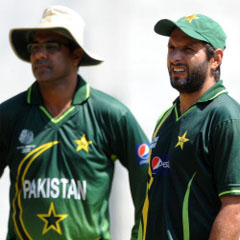Waqar Younis and Shahid Afridi with plenty to contemplate. (AFP)