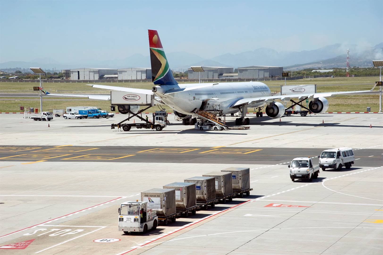 Die Suid-Afrikaanse Lugdiens (SAL) het vennootskappe met Emirates en die Keniaanse Lugdiens beklink wat passasiers meer toegang tot bestemmings deur middel van verbindingsvlugte met slegs een vliegkaartjie gee. Foto: Getty Images