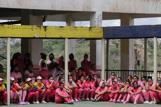 A group of inmates of the womens prison Instituto 