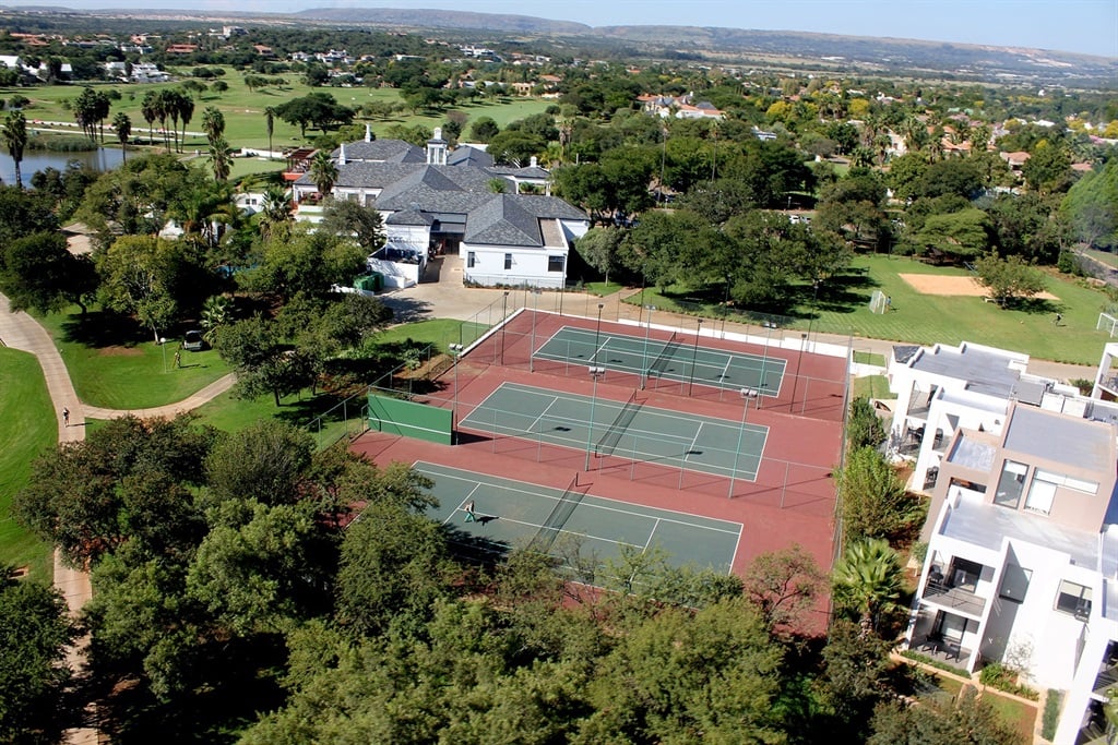 An aerial view of Silver Lakes estate in Pretoria (Silver Lakes website) 