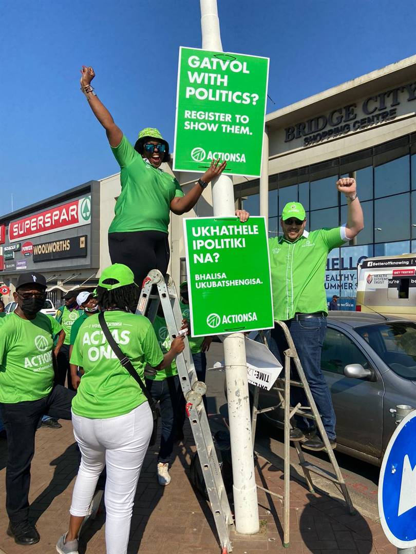 ActionSA has once again immediately terminated the membership of another councillor in Tshwane over accusations of voting with the ANC-EFF block to help elect disgraced former mayor Muruna Makwarela and current Speaker, Mncedi Nzwanana. Photo: Twitter / Action SA