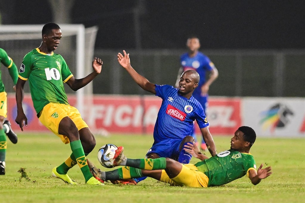 HAMMERSDALE, SOUTH AFRICA - APRIL 03: Nhlanhla Zwane of Golden Arrows FC, Terrence Dzvukamanja of Supersport United FC and Nduduzo Mhlongo of Golden Arrows FC during the DStv Premiership match between Golden Arrows and SuperSport United at Mpumalanga Stadium on April 03, 2024 in Hammersdale, South Africa. (Photo by Darren Stewart/Gallo Images)